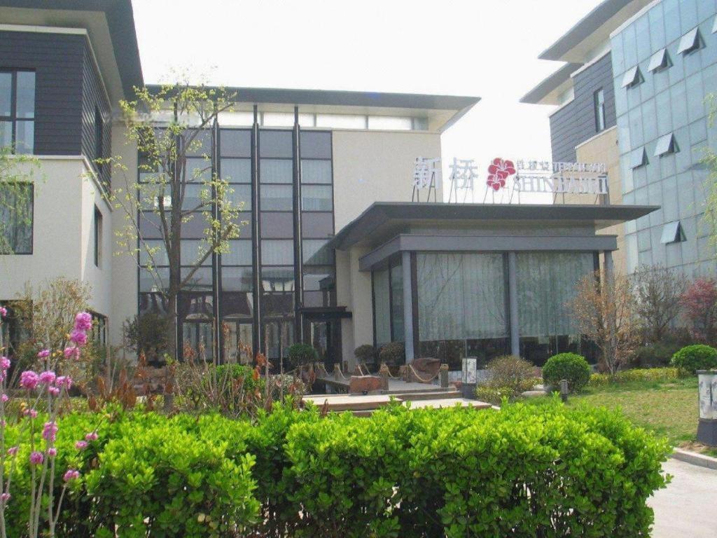 Qingdao Royal Garden Hotel Екстер'єр фото
