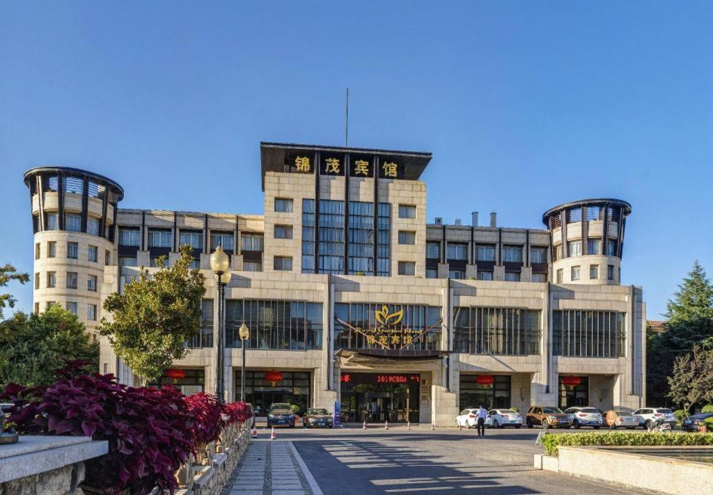Qingdao Royal Garden Hotel Екстер'єр фото